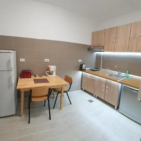 Lejlighedshotel Camera Bacean 7